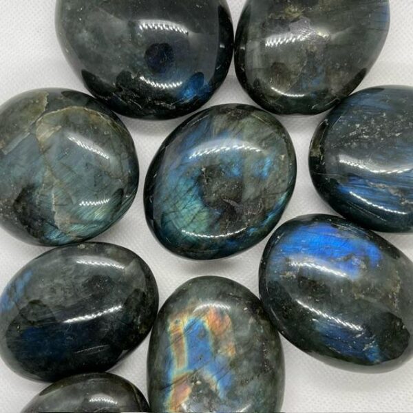 Galet en Labradorite – Image 2