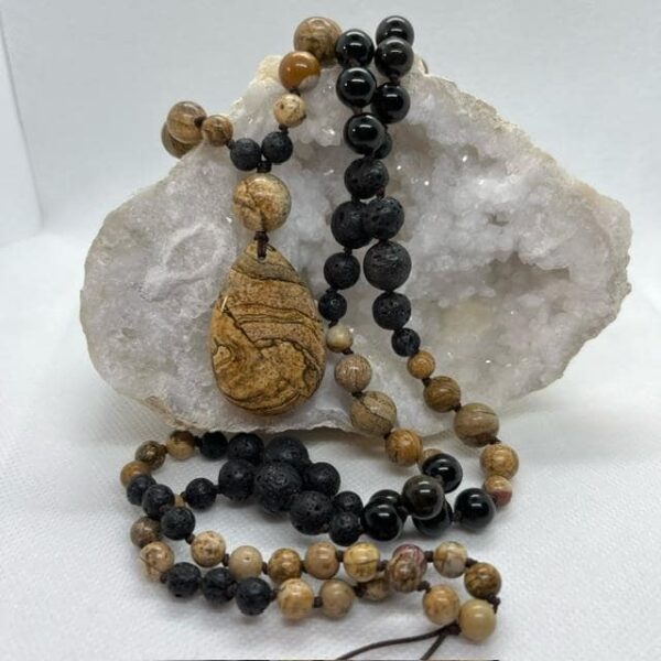 mala jaspe paysage, pierre de lave et obsidienne