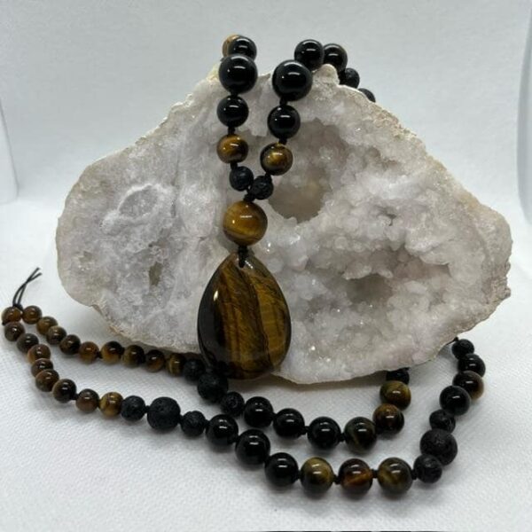 mala oeil de tigre, pierre de lave et tourmaline